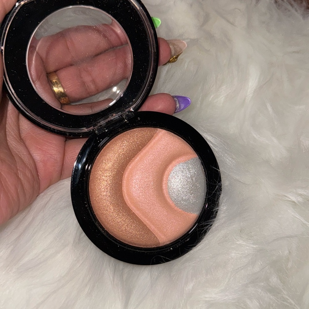 Mac otherearthly highlighter